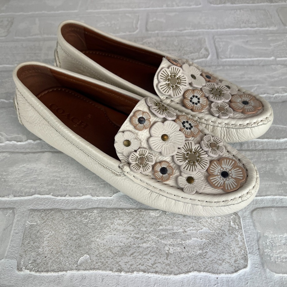 COACH Tea Rose Crosby Loafer Driver Flats Womens 8 Chalk Leather Floral Applique